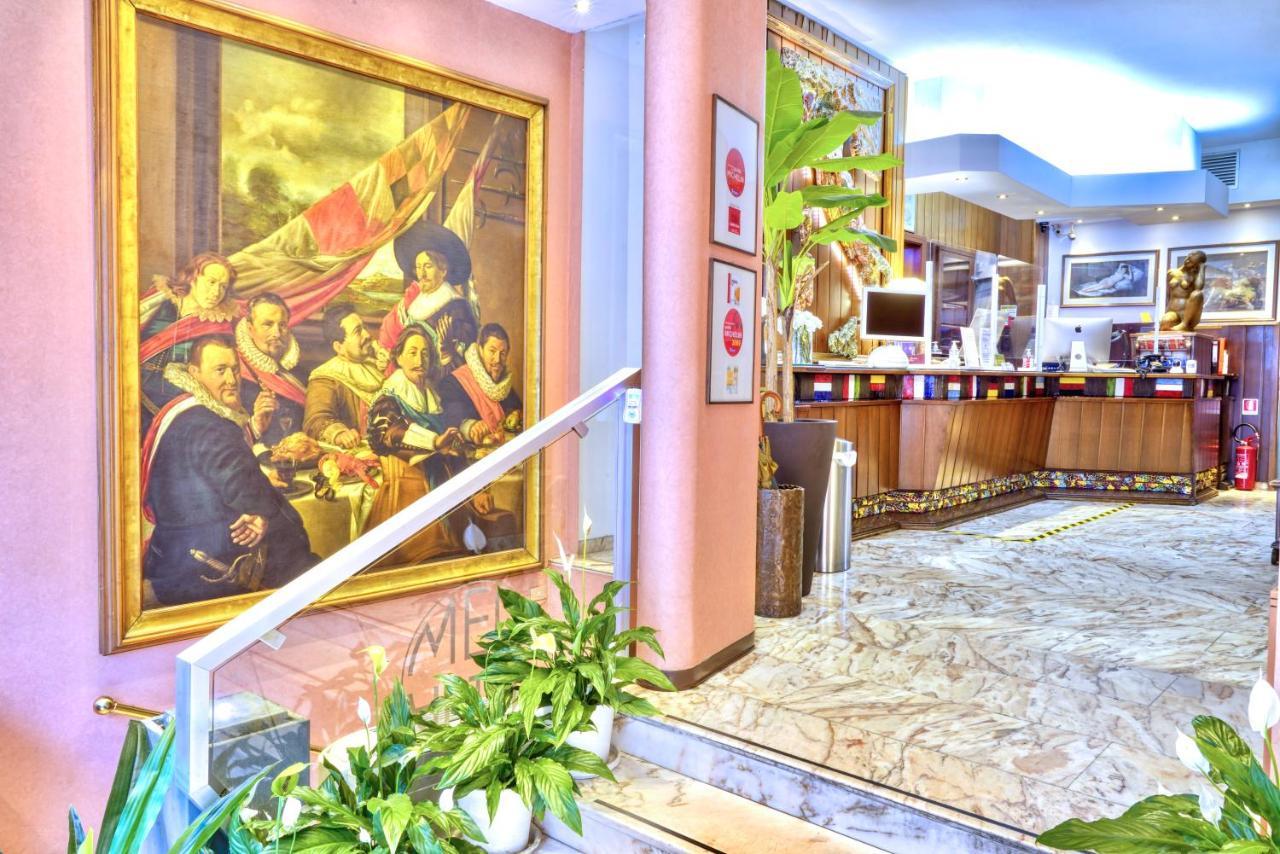 Hotel Mec Milan Luaran gambar