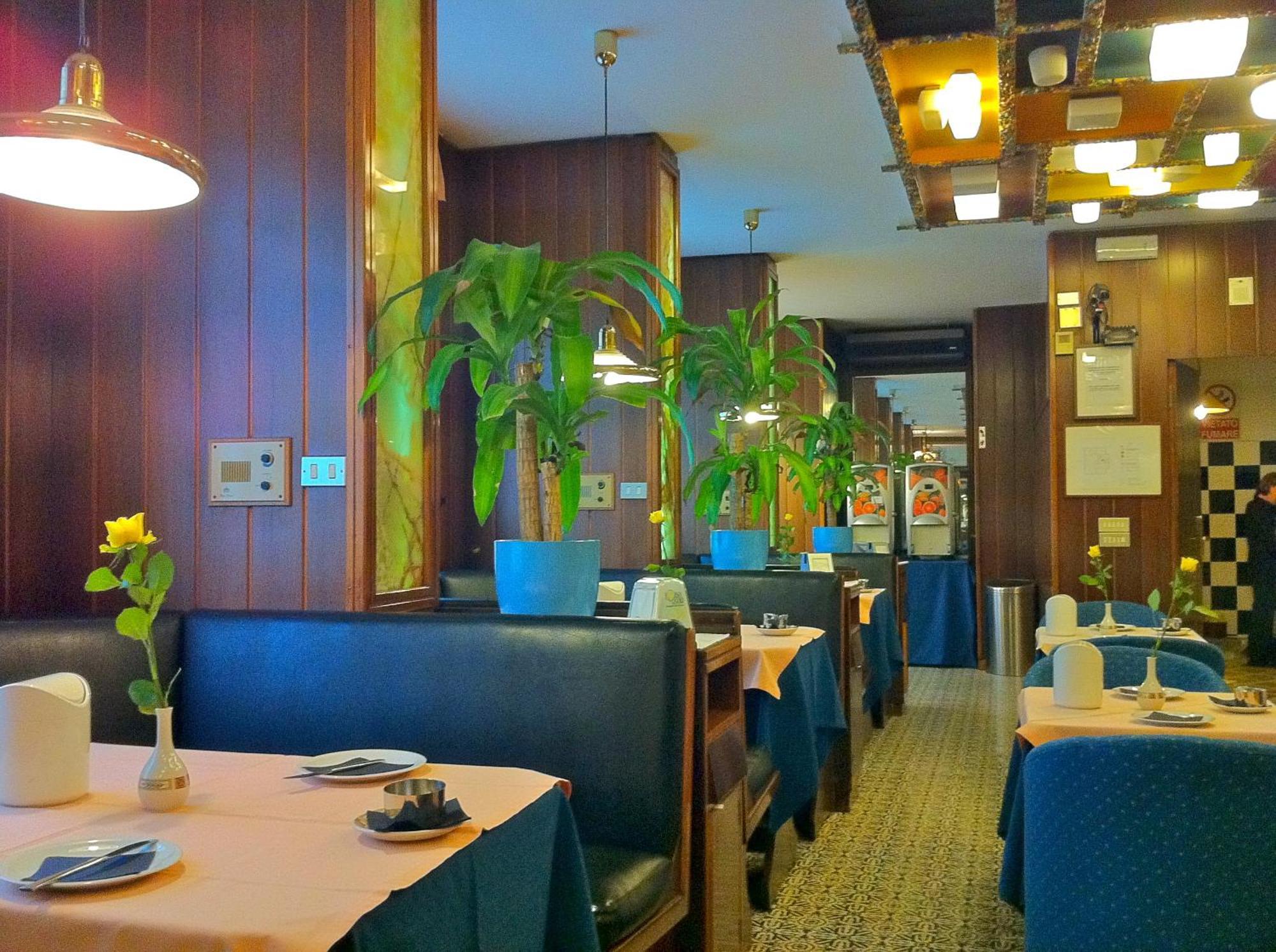 Hotel Mec Milan Luaran gambar