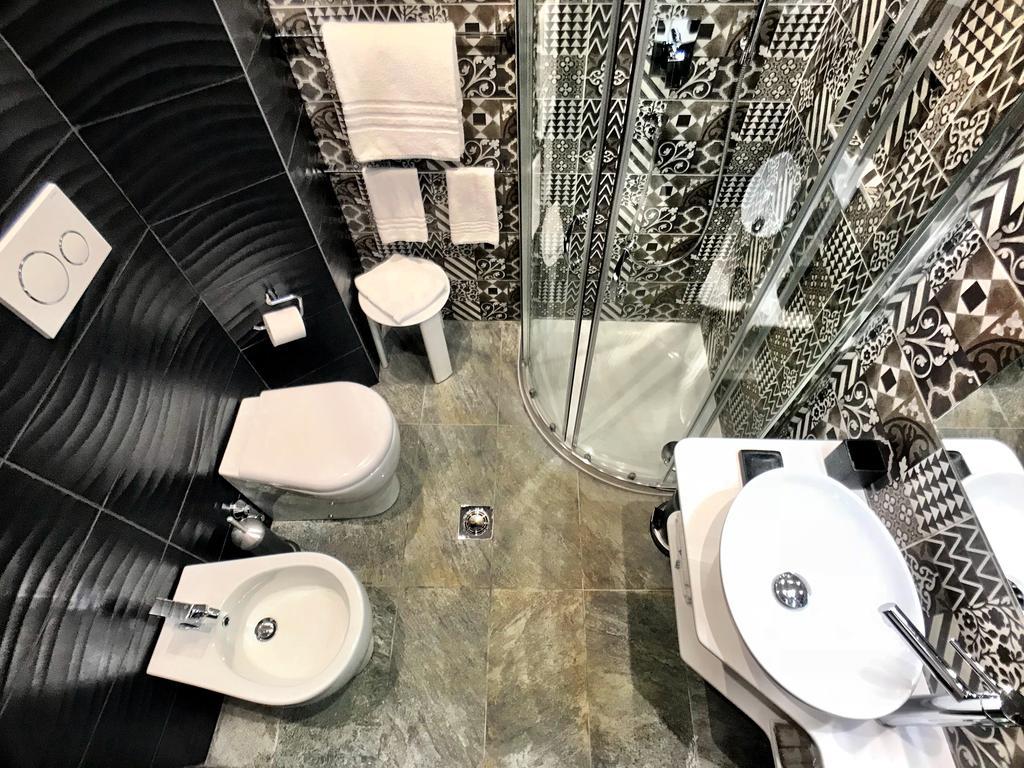 Hotel Mec Milan Luaran gambar